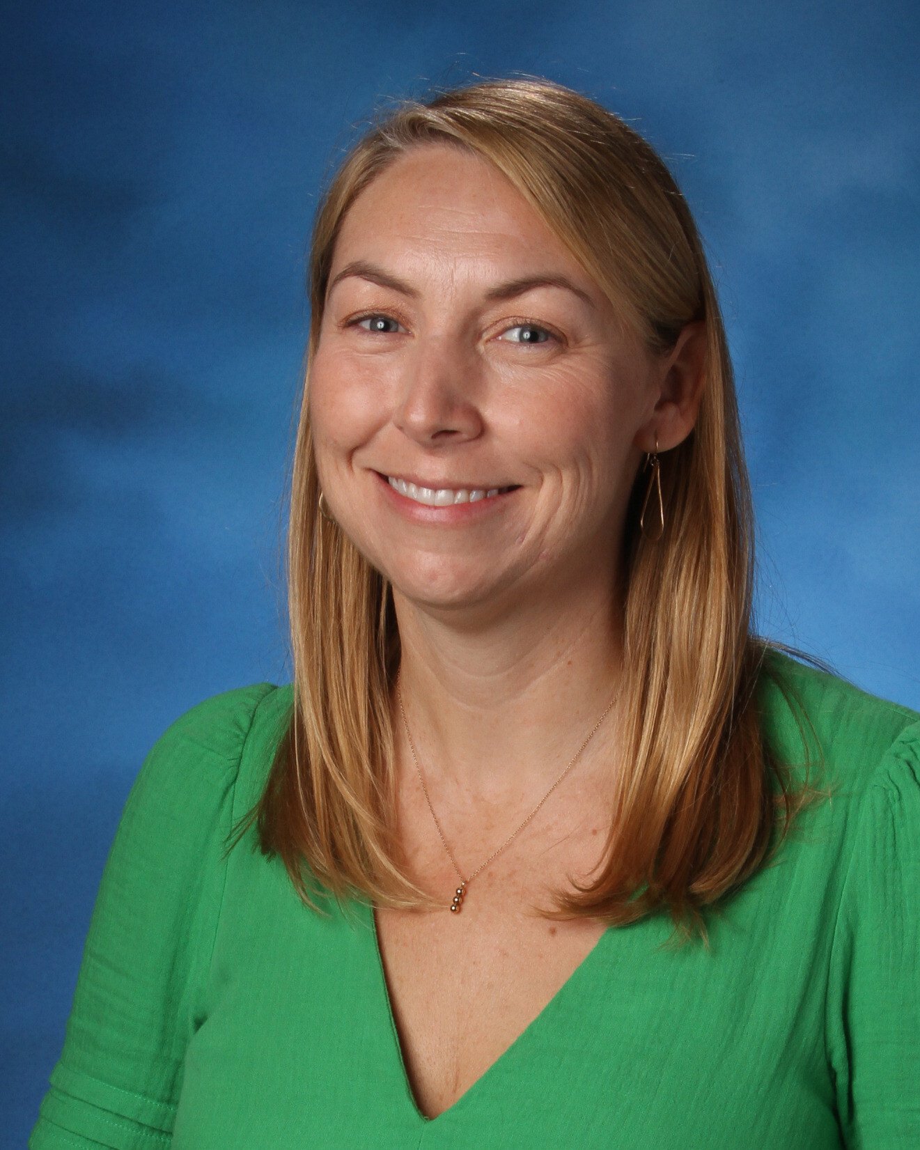 Heather Skijus Headshot 24-25