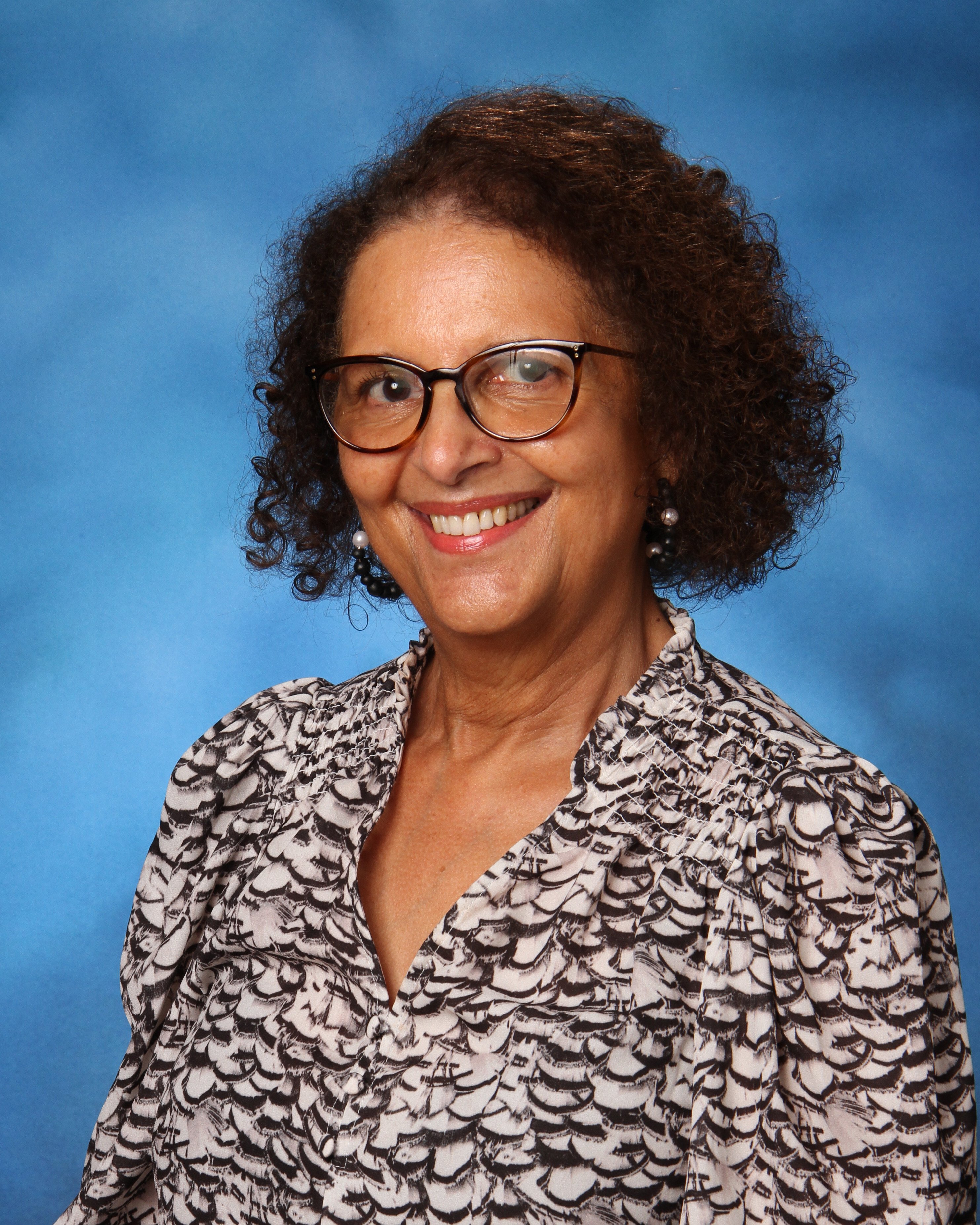 Janette Ransom Headshot 24-25