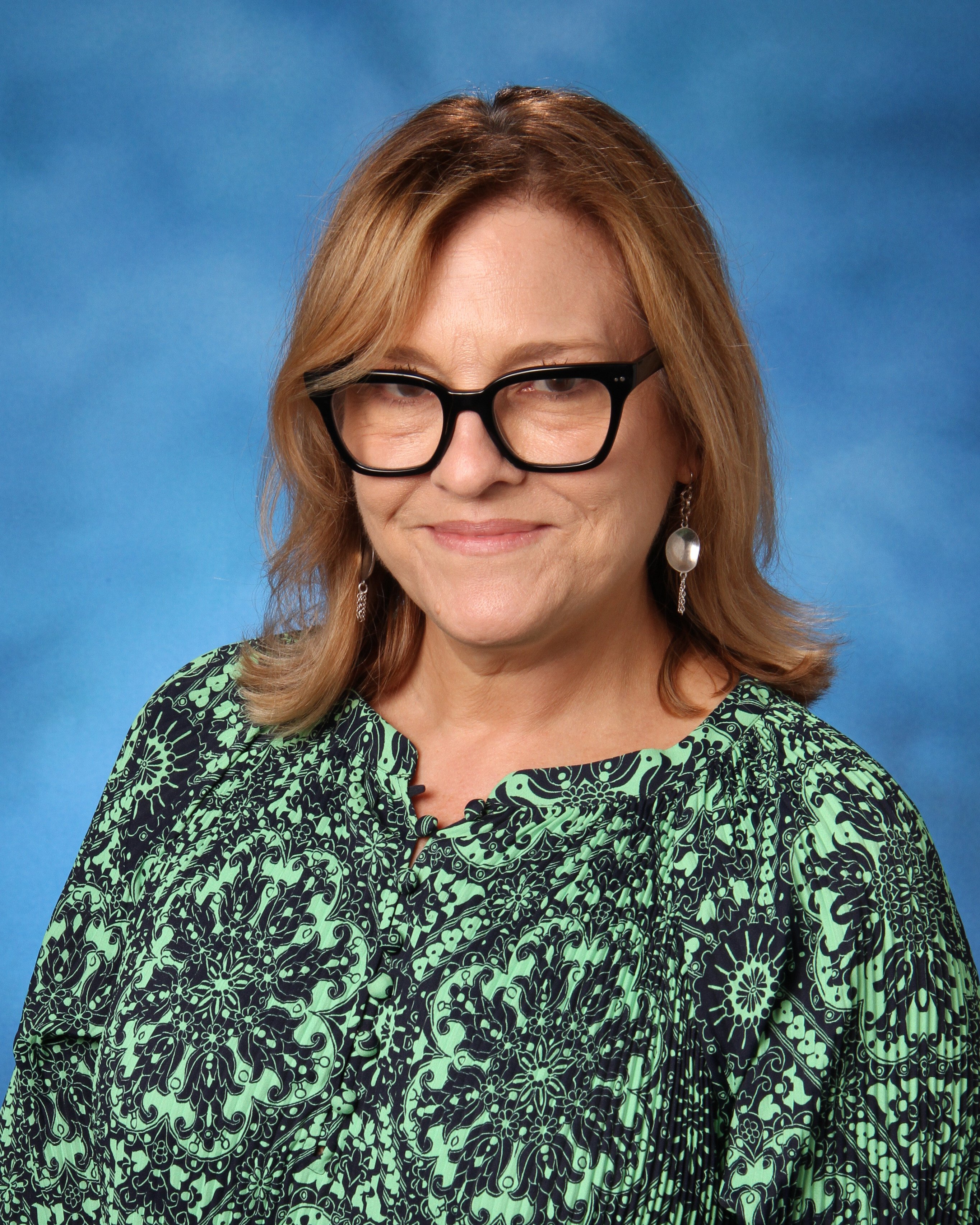 Maria Cosentino Headshot 24-25