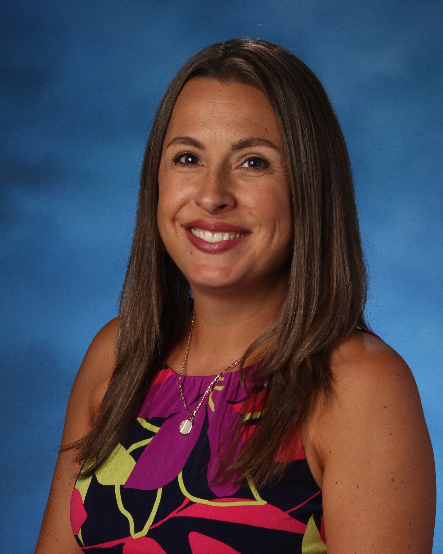 Traci McGuire Headshot 24-25
